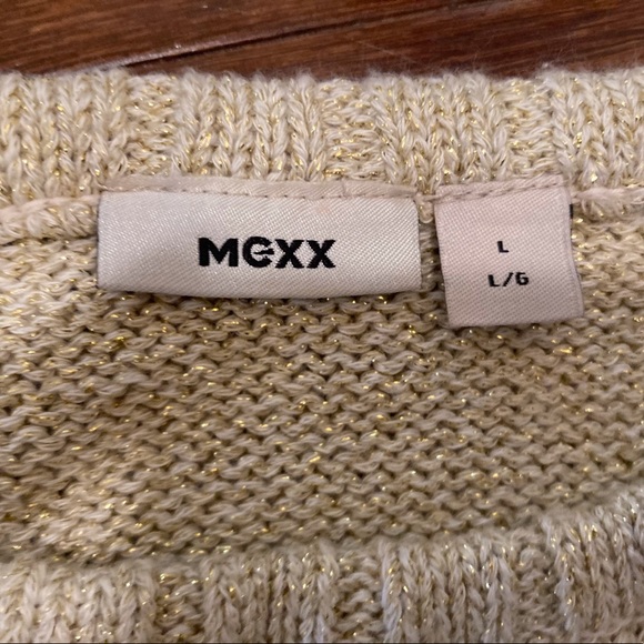 NWOT Girls Sparkly Mexx Sweater - Picture 2 of 3